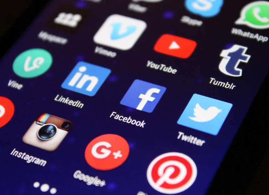Social Media & Communications visual